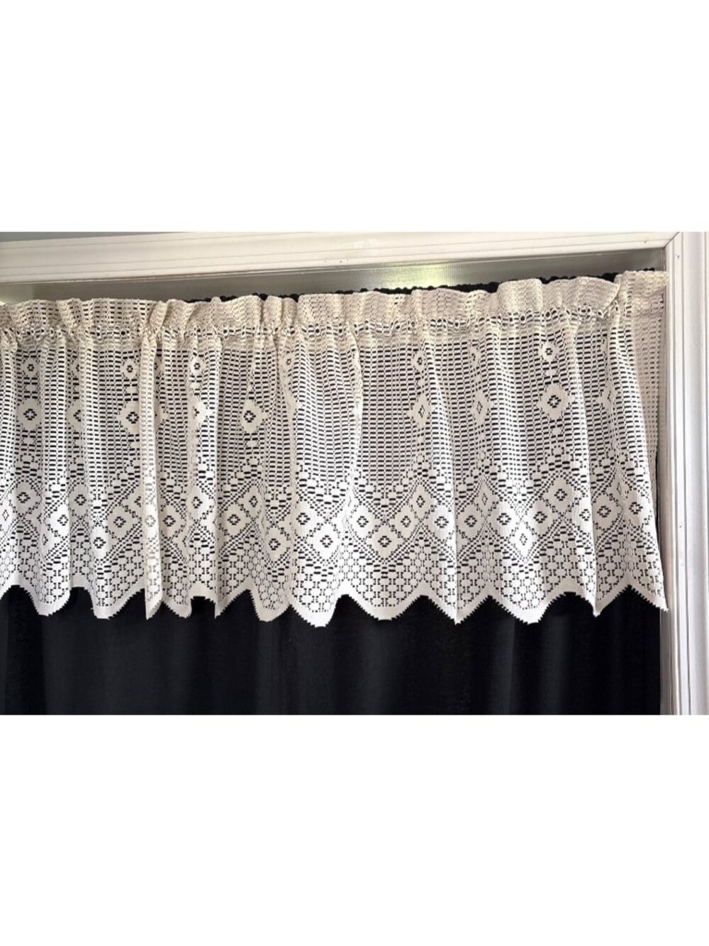 Crochet Cream Valance Curtain Panel 19"H x 70"W Lovely Lattice Diamond Pattern
